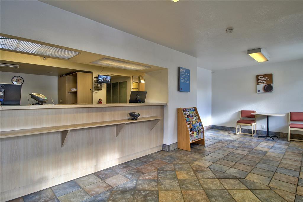 Budgetel Inn & Suites Yuma Interior foto